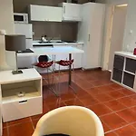 3 Bedrooms In Campolide - 60 1b