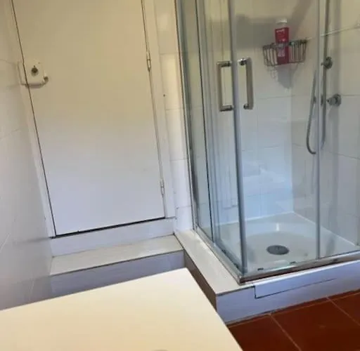 3 Bedrooms In Campolide - 60 1b Apartament
